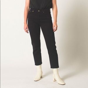 Levi’s Wedgie Fit Straight Jeans - Black Heart size 28